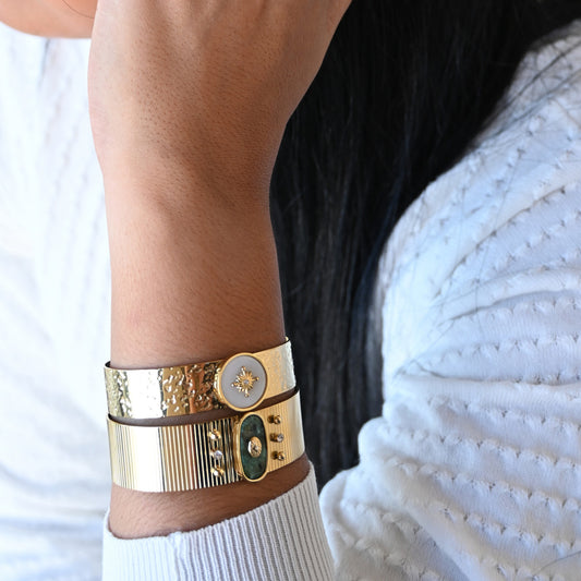 Pulseira Rígida Textura Sol | Aço Inoxidável | Coleção Stellara