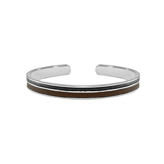 pulseira masculina prata com acabamento polido e faixa de couro marrom bracelete aberto Topazio 1874