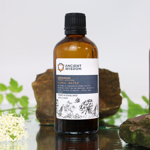 Água Floral Aromática de Gerânio (Hidrolato) – 100 ml | Ancient Wisdom