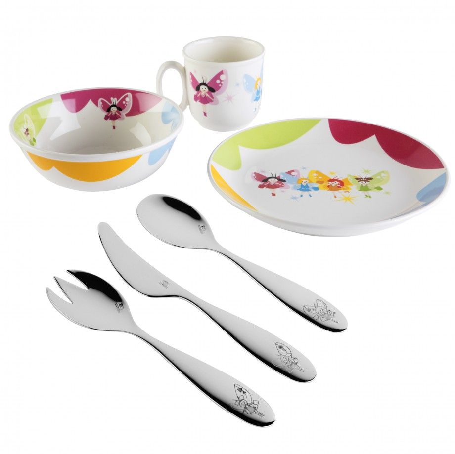 conjunto de mesa infantil fadas da Carmo Joalheiros com prato tigela caneca e talheres em aço inox com gravura de fadas