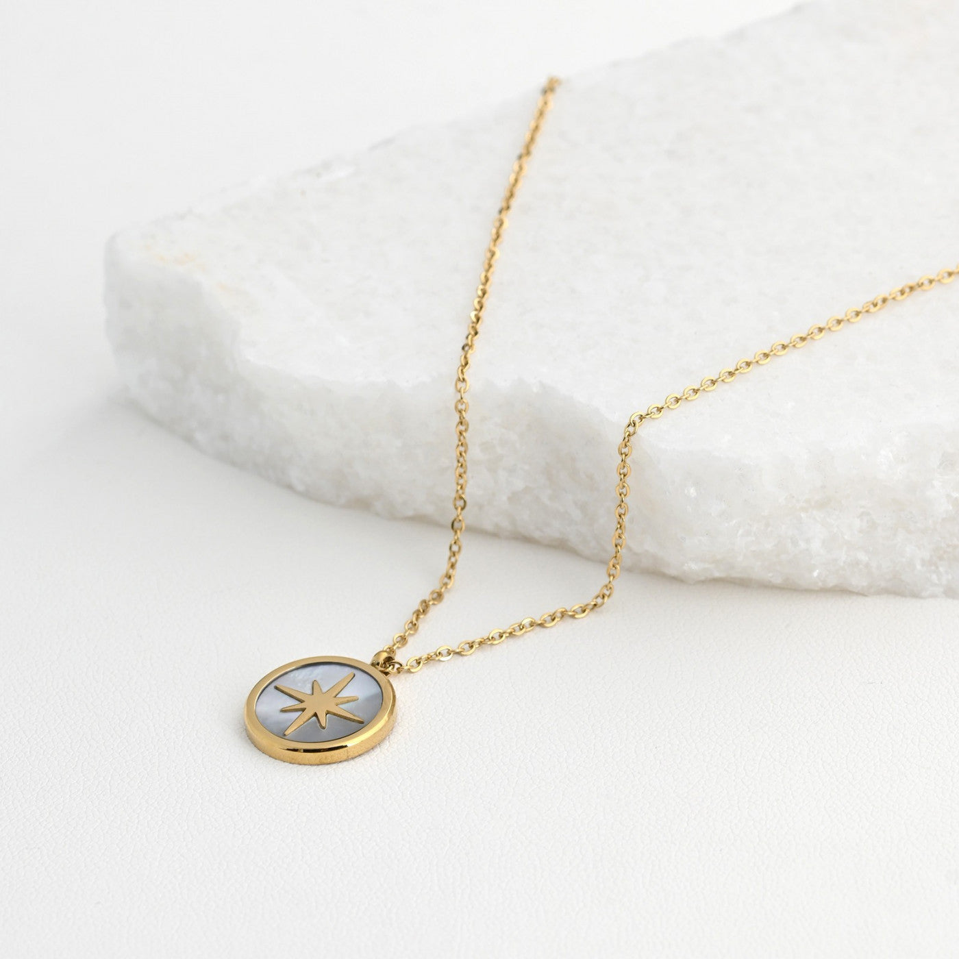 Colar Estrela com Madrepérola | Aço Inoxidável | Coleção Stellara