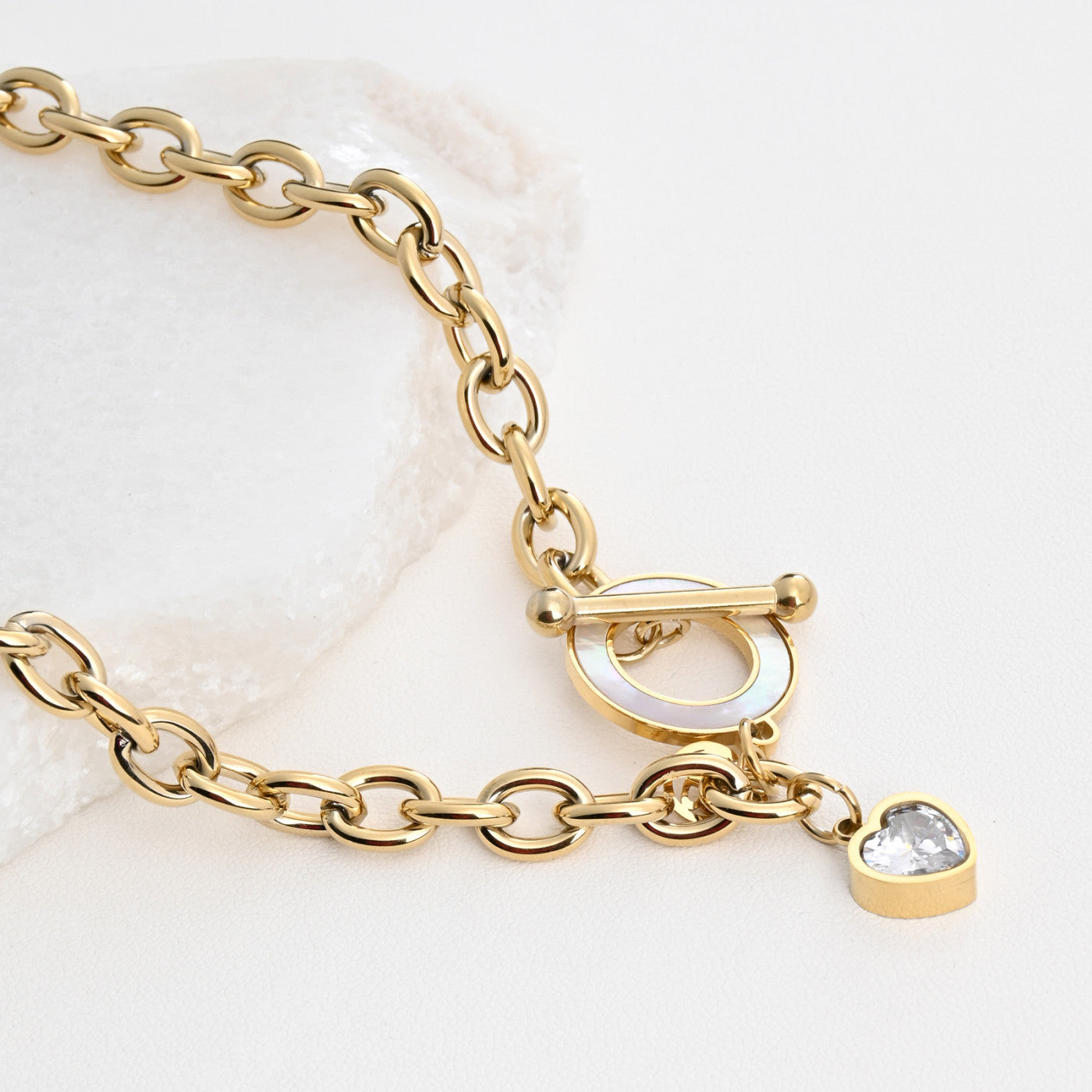 Colar Elos com Madrepérola e Coração | Aço Inoxidável | Coleção Stellara